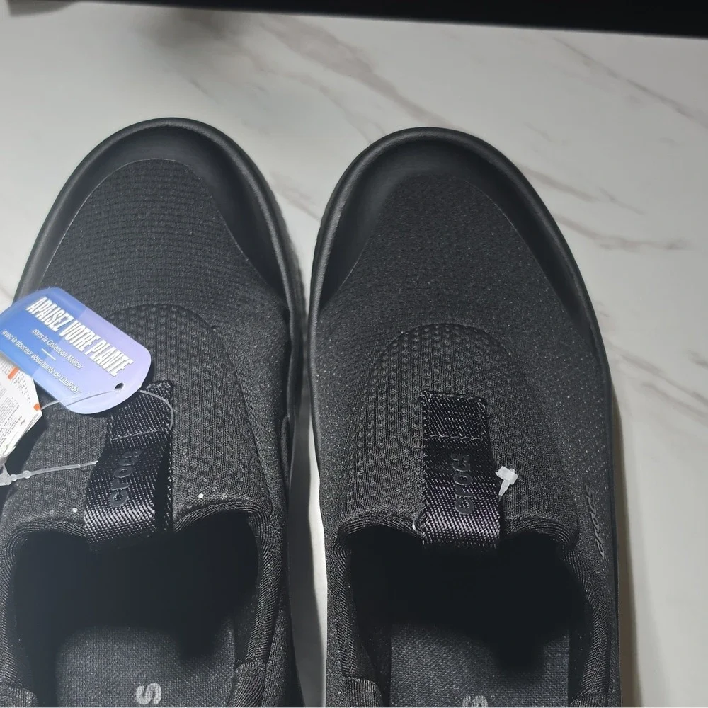 Crocs Men's Water Shoes Black Slip-On US Size 10 Medium Water Sports